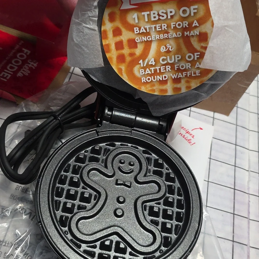 Compact Red Waffle Maker, Mini Gingerbread Man Maker, Dash, NIB